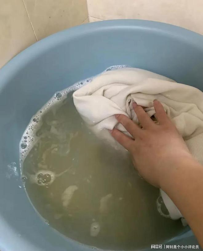 相关行业人士：因为大家都不好“骗”了AG真人网页洗衣液为什么无人问津了？(图2)